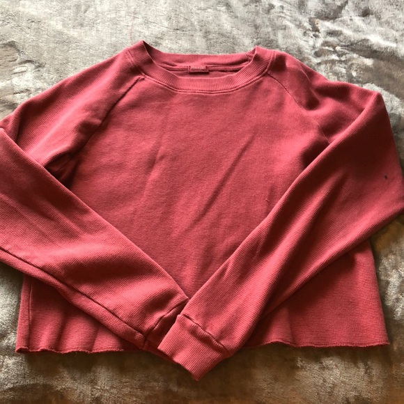 Brandy Melville Tops - Brandy Melville maroon thick waffle knit top🦋